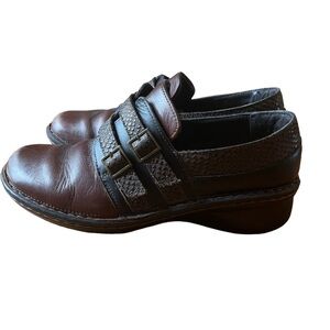 Naot Shoes size 7, slip on, brown